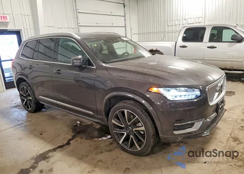 2023 Volvo Xc90 Plus z USA, uszkodzony, nr VIN YV4062PN3P1945814